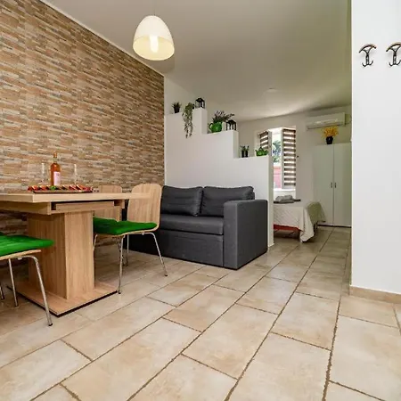 Skygarden House Apartmán *