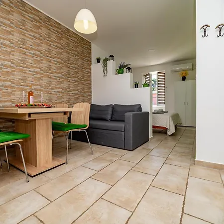 Apartment Skygarden House