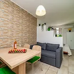 Skygarden House Appartement *