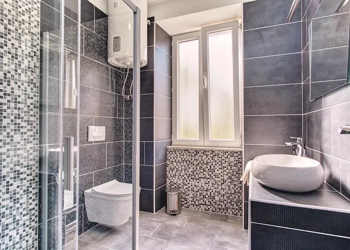 Skygarden House דירה מאלי לוסיניי